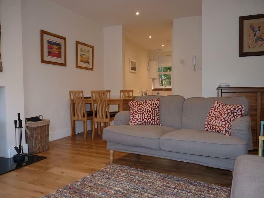 Brockenhurst Apartments Ngoại thất bức ảnh